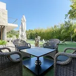 In Juan-les-pins With Heated Pool *