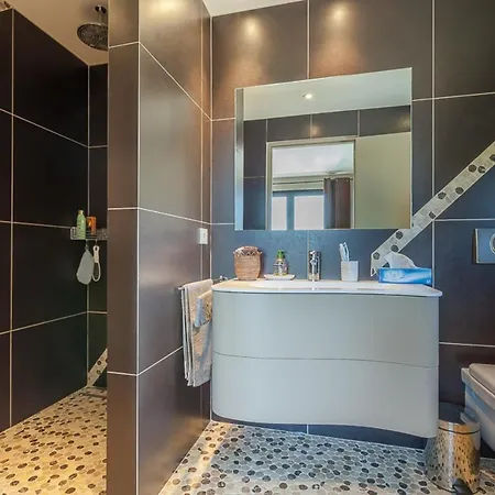 In Juan-les-pins With Heated Pool Villa *