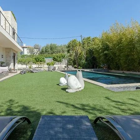 In Juan-les-pins With Heated Pool Villa